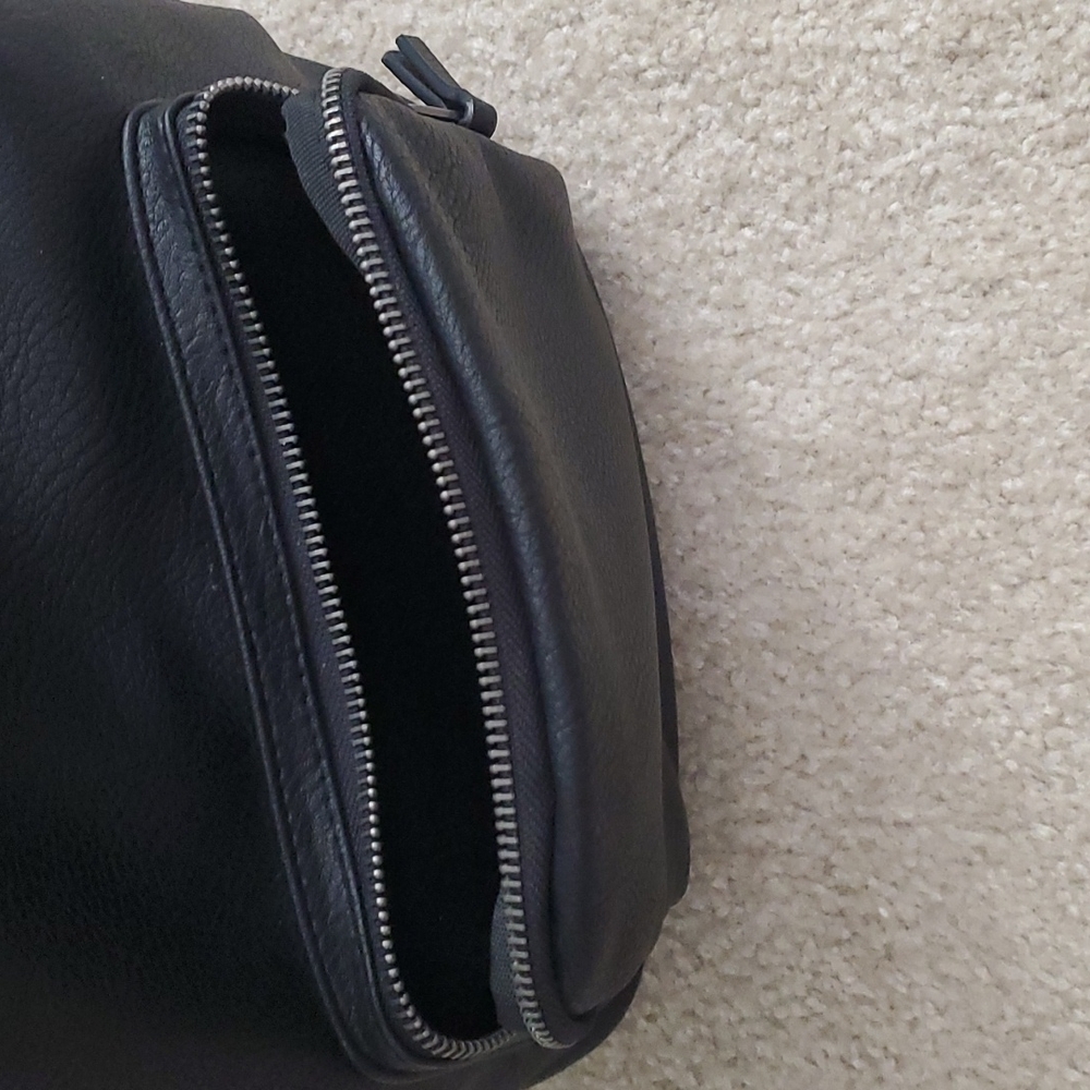 Like New Target Universal Thread Small Backpack - image 5